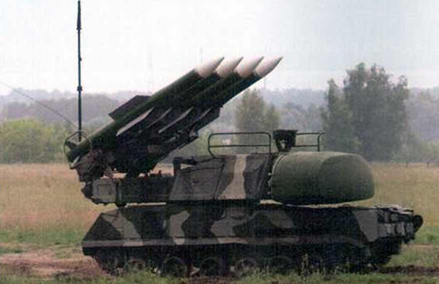 Самоходная установка ЗРК Бук-М1-2 поражает любые аэродинамические цели